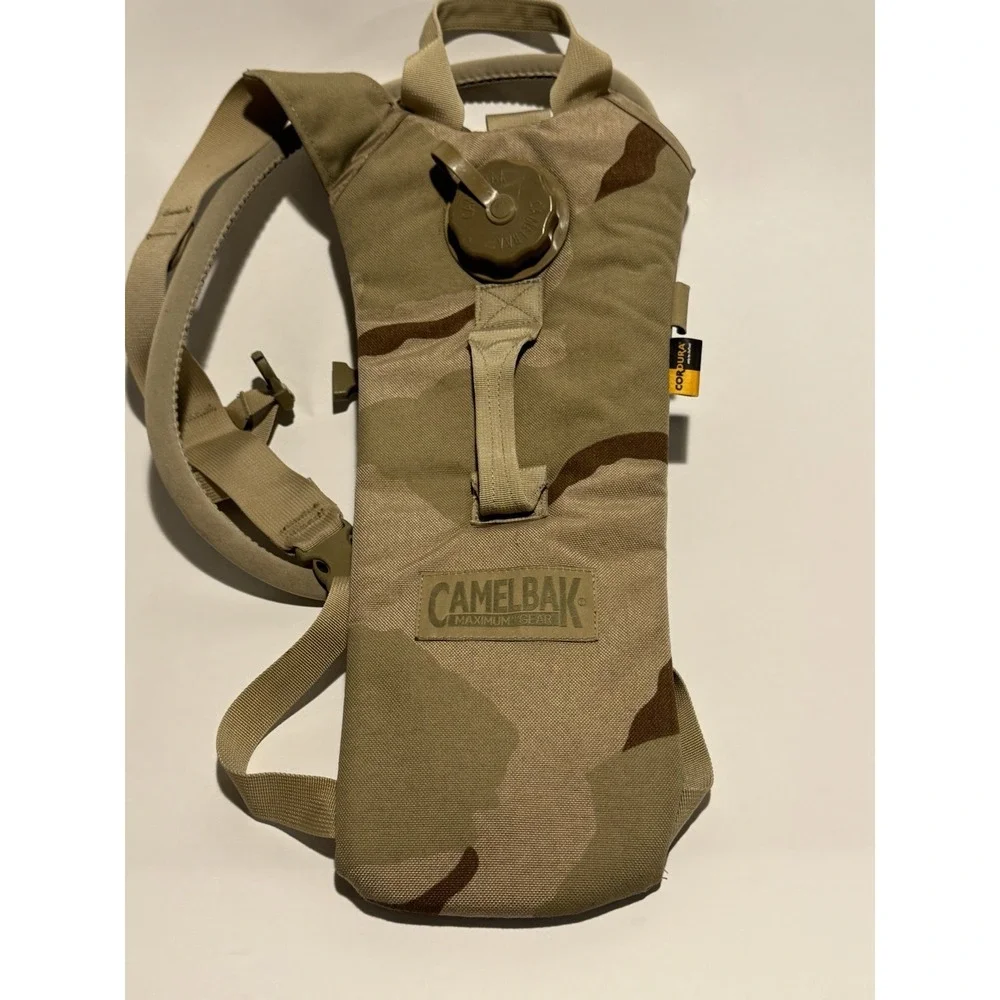 Camelbak Maximum Gear Water Hydration Thermobak Backpack System Desert Camo